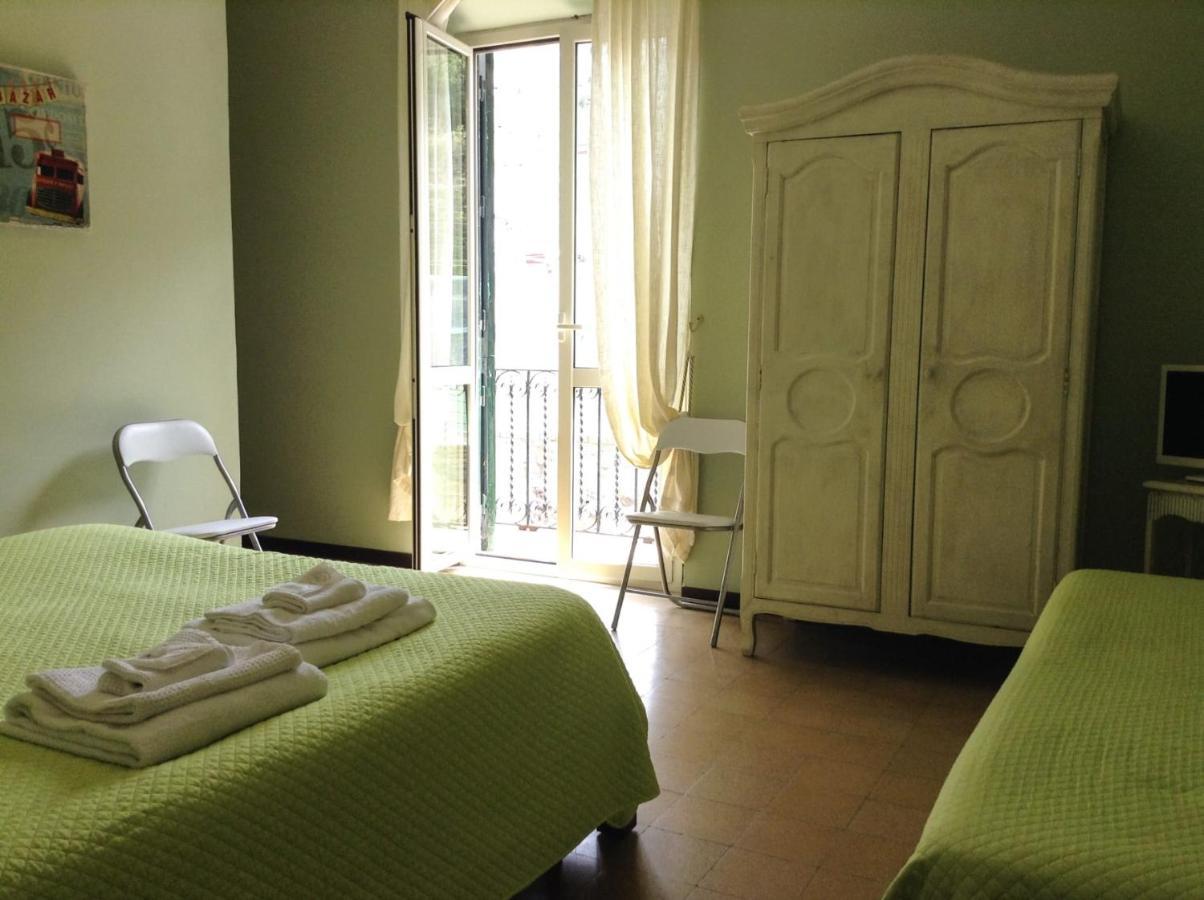 B&B A Due Passi Dal Mare Scilla Exterior foto