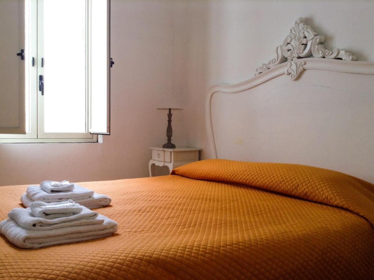 B&B A Due Passi Dal Mare Scilla Exterior foto